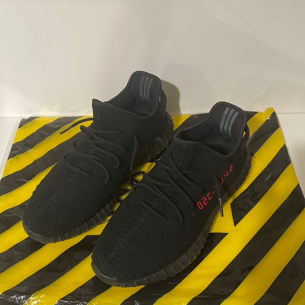 Yeezy Bred size 12.5